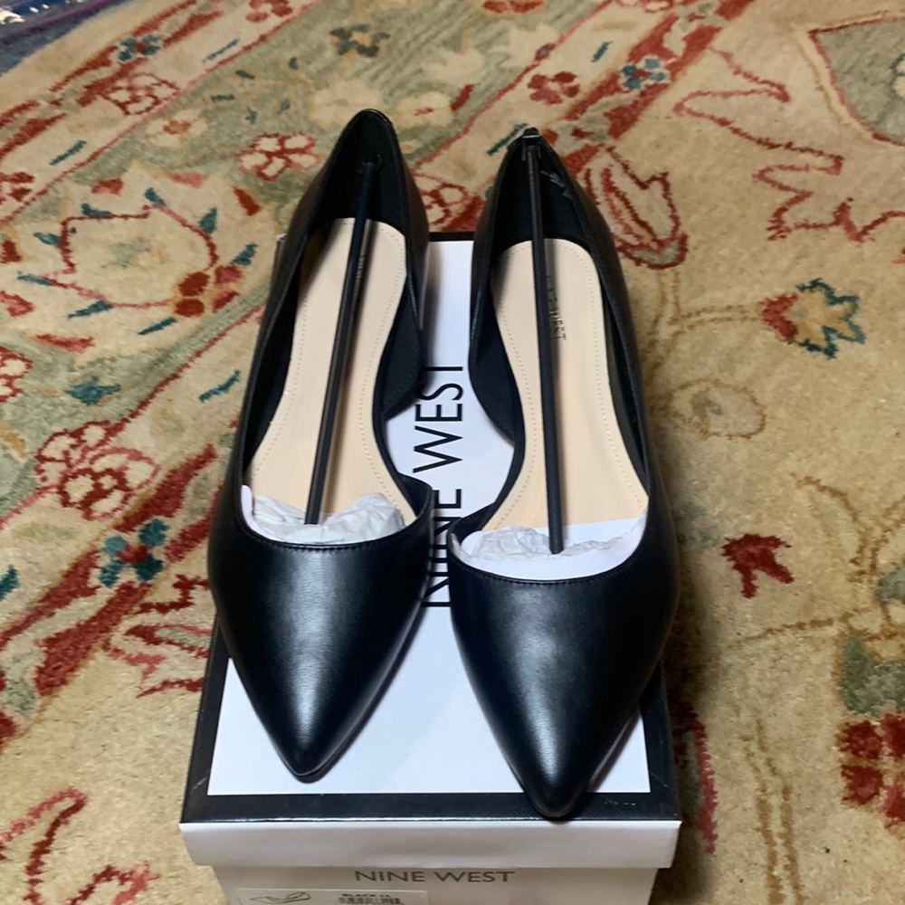 Nine West Saige Flats